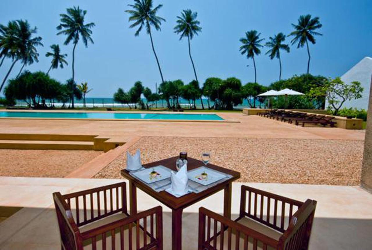 Grand Beach Wadduwa Esterno foto