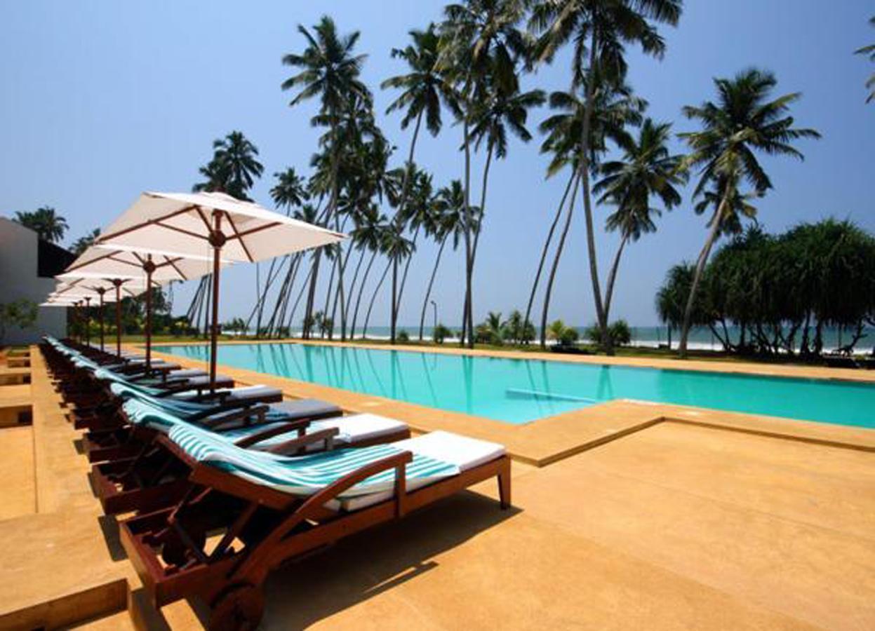 Grand Beach Wadduwa Esterno foto