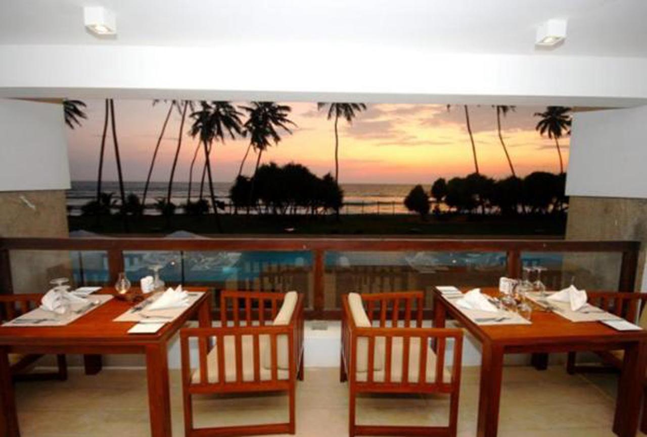 Grand Beach Wadduwa Esterno foto